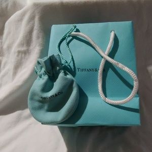 Tiffany & Co. Small gift set. Small Pouch & Bag
